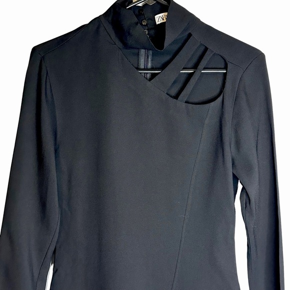 Zara Black Slit Front Blouse Mock Neck 8230/414/800 Women’s XS Viscose Blend - Picture 4 of 12